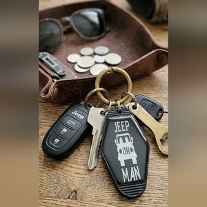 Handmade Retro "Jeep Man" Keychain | UV Resin & Vinyl Glossy Motel Tag